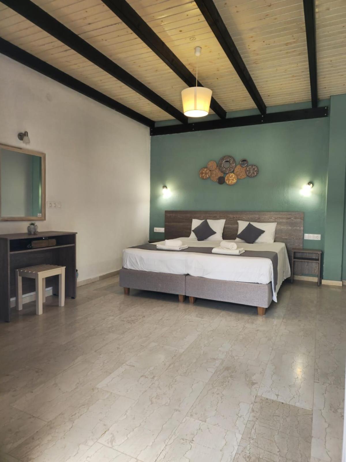 Gardelis Gardens Apartment Benitses  Phòng bức ảnh